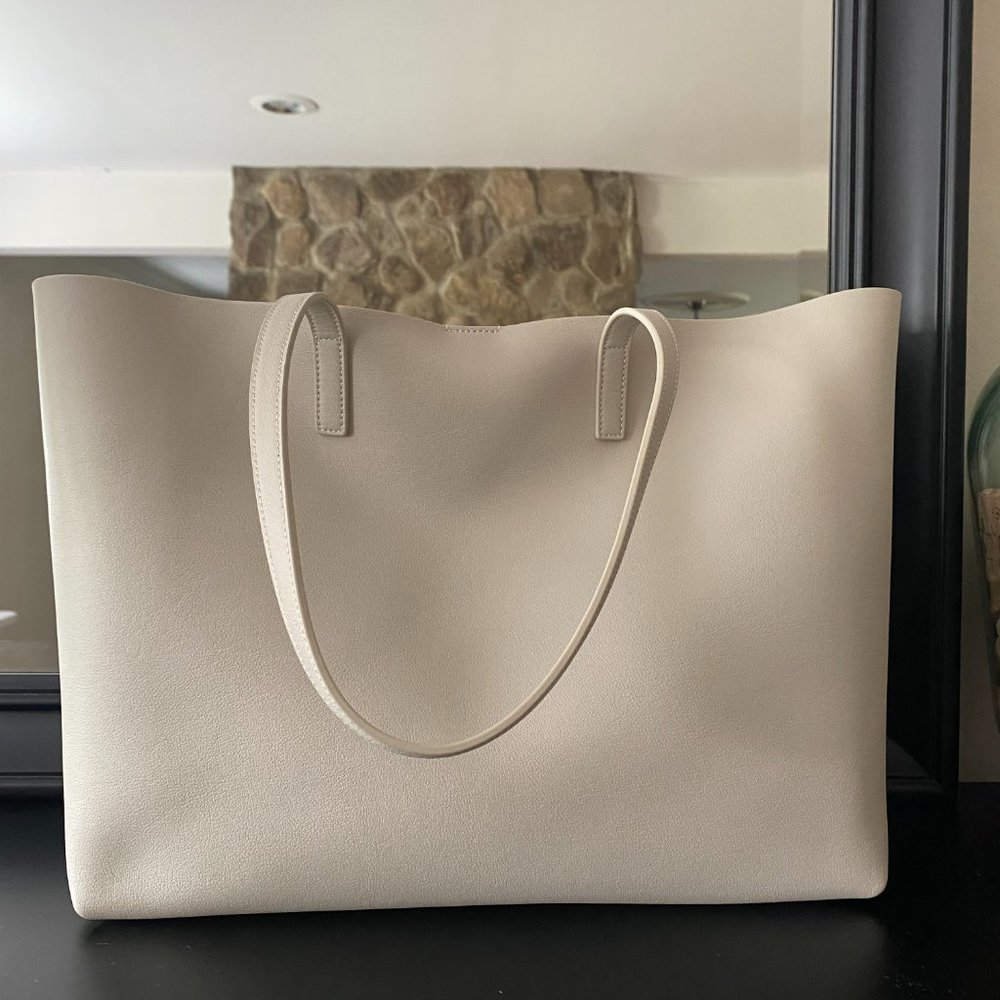 YSL Tote - Picture 5 of 6